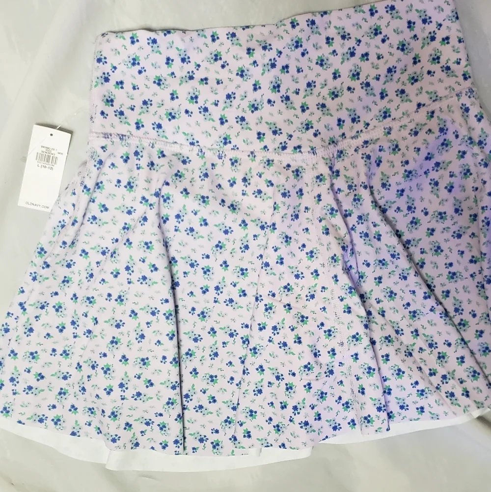 Old Navy Lavender Floral Skater Skort with Blue & Green Accents Girls 10-12